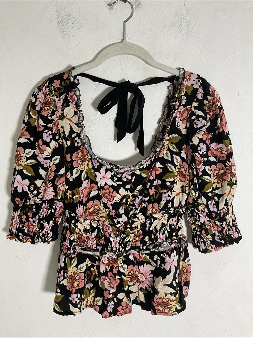 Mi AmI Dawsyn Floral Smocked Tie Back Puff Sleeve Top Size M Black/Multi